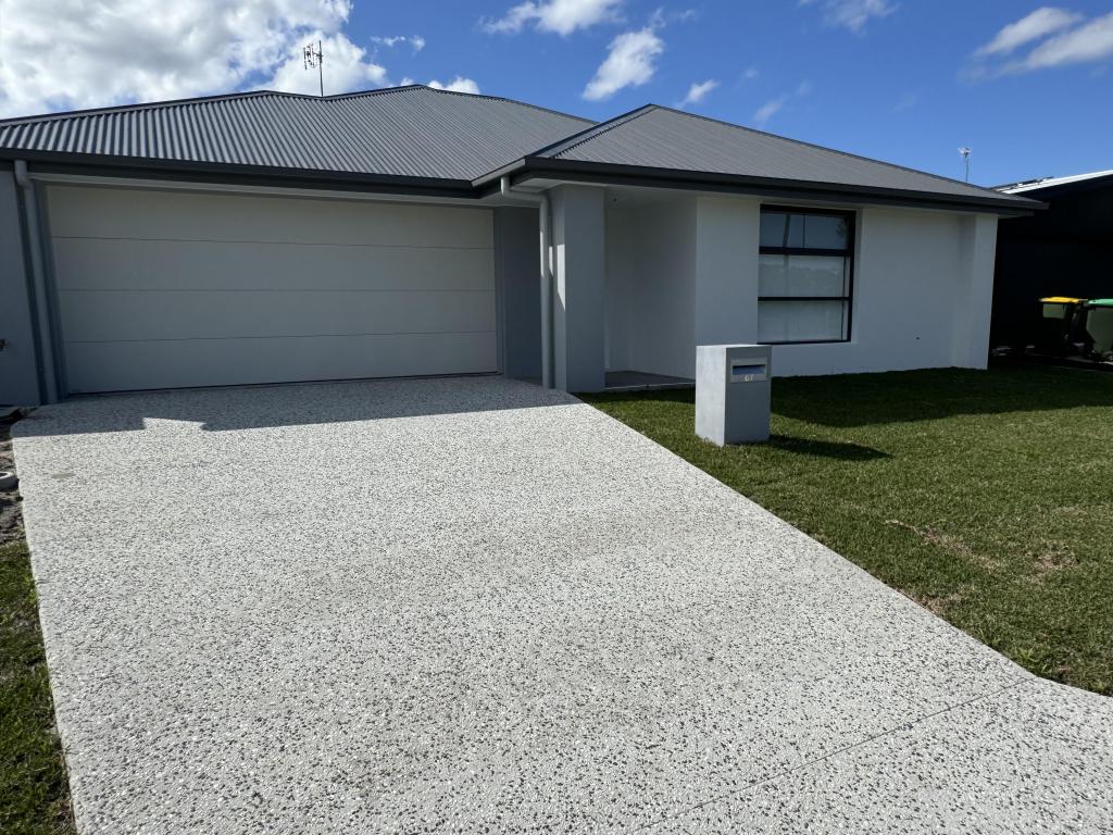 67 Daintree Dr, Palmview, QLD 4553