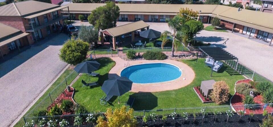 2 Edward St, Corowa, NSW 2646