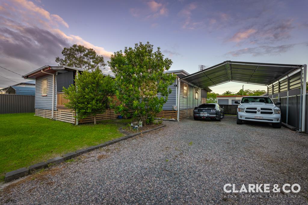 16 Dyer St, Landsborough, QLD 4550