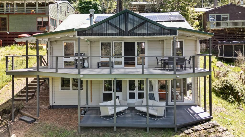 67 Government Rd, The Basin, VIC 3154