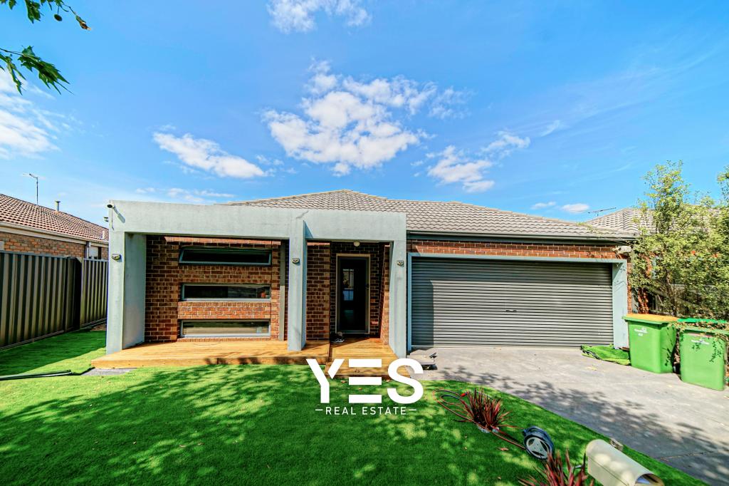 42 Sandalwood Dr, Pakenham, VIC 3810