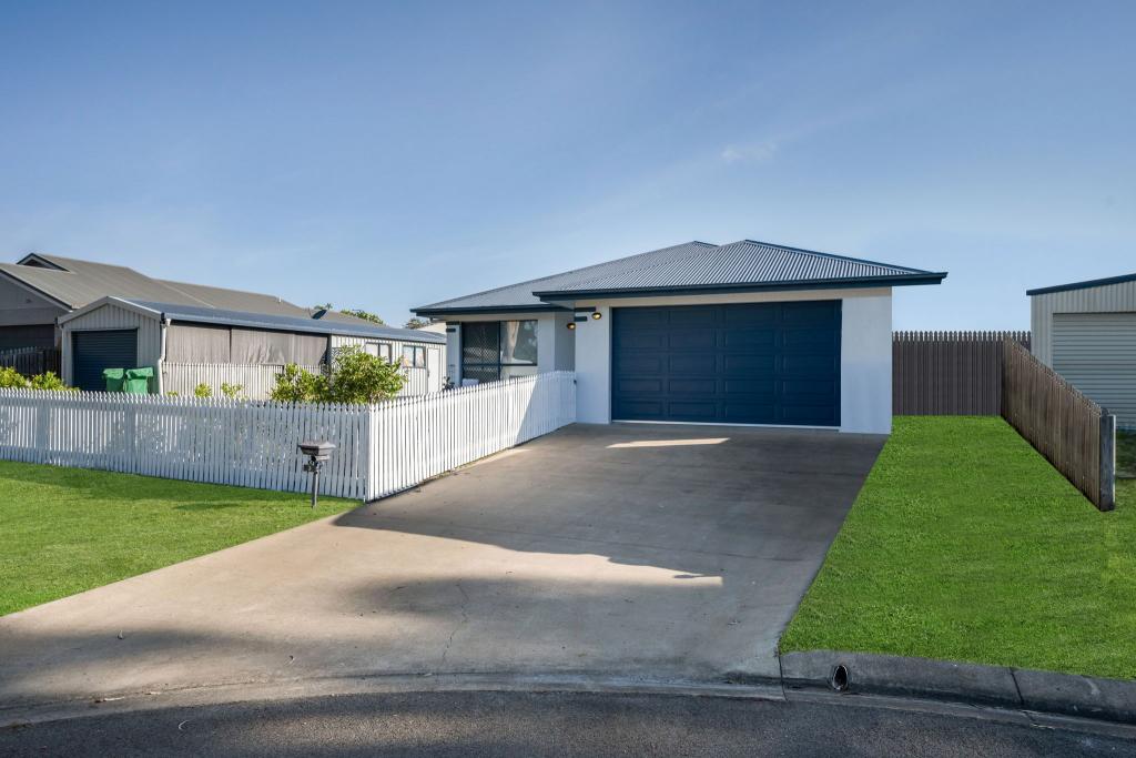 3 CLEARWATER CT, BUSHLAND BEACH, QLD 4818