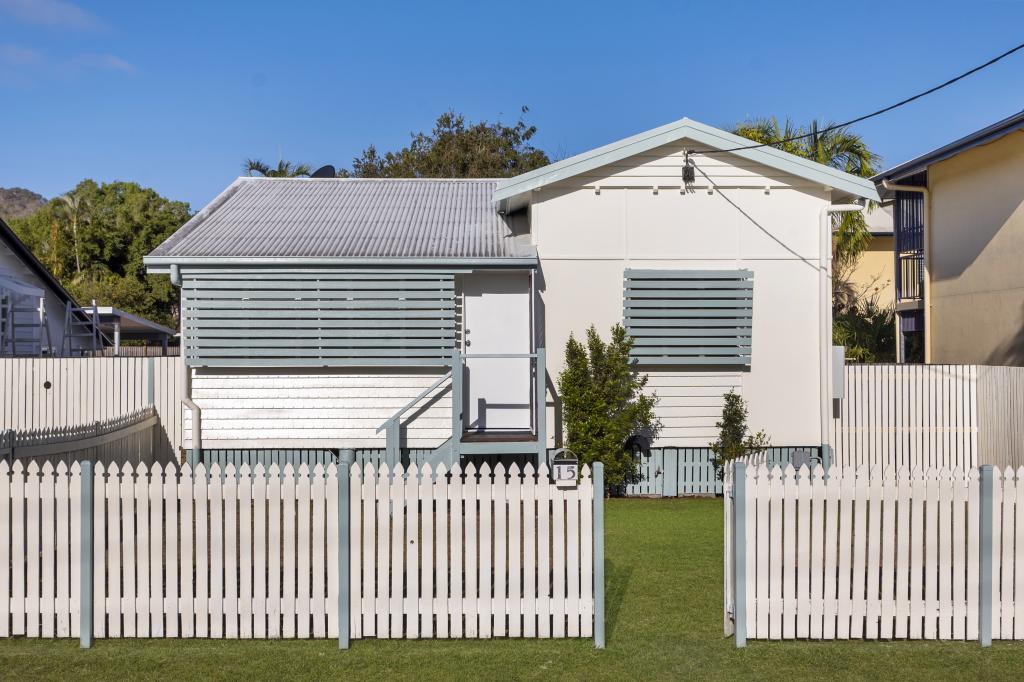 15 EDWARDS ST, WEST END, QLD 4810