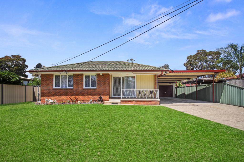 19 Mindanao Ave, Lethbridge Park, NSW 2770