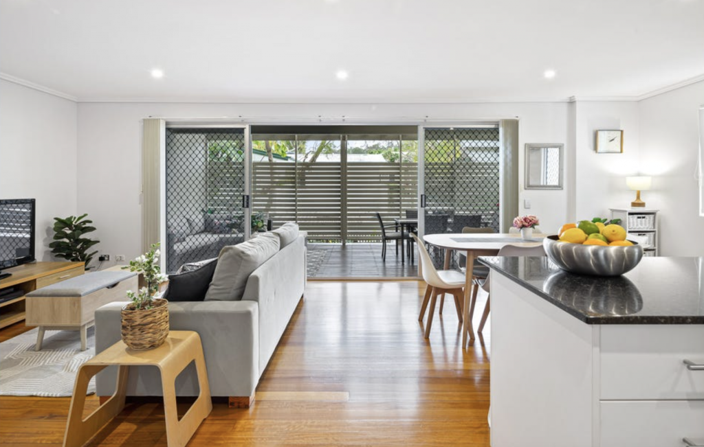 38 Douglas St, St Lucia, QLD 4067