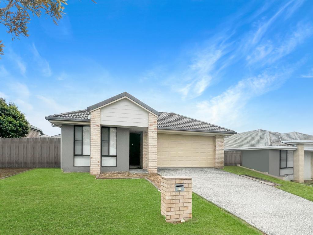 71 Whitmore Cres, Goodna, QLD 4300