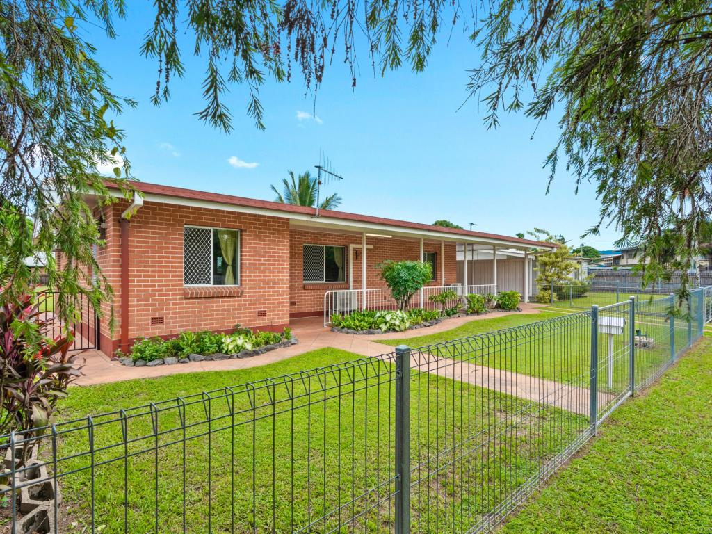70 Birch St, Manunda, QLD 4870