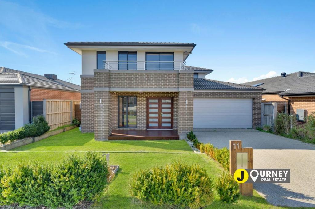 11 SATSUMA AVE, BERWICK, VIC 3806