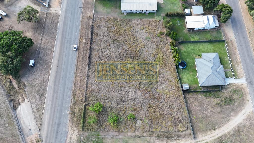 7 NATAL DOWNS RD, QUEENTON, QLD 4820