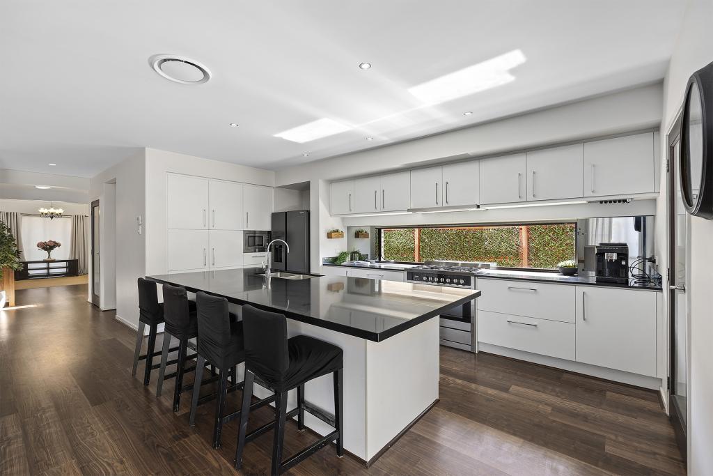 221 Ridley Rd, Bridgeman Downs, QLD 4035