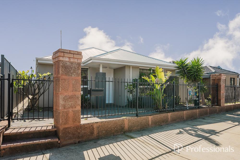 30 NEWHAVEN PDE, BYFORD, WA 6122