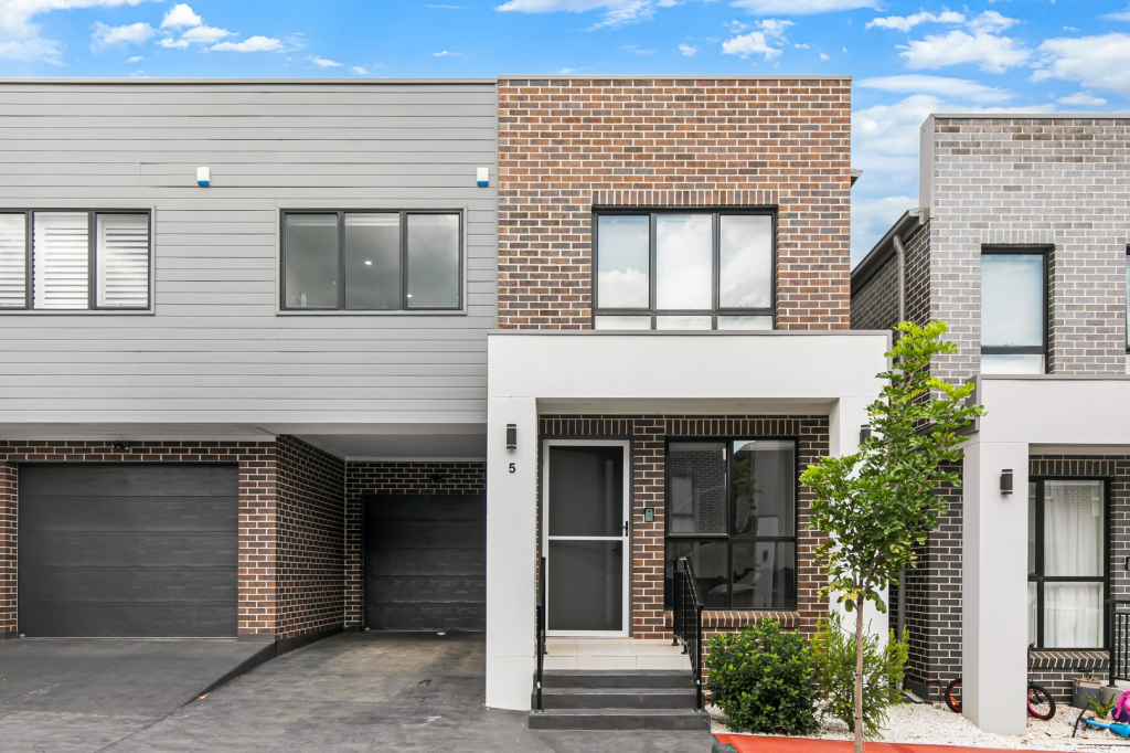 5 Ashwini Gld, Box Hill, NSW 2765