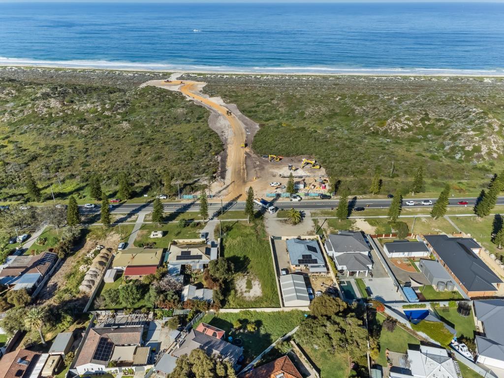 79 TWO ROCKS RD, TWO ROCKS, WA 6037