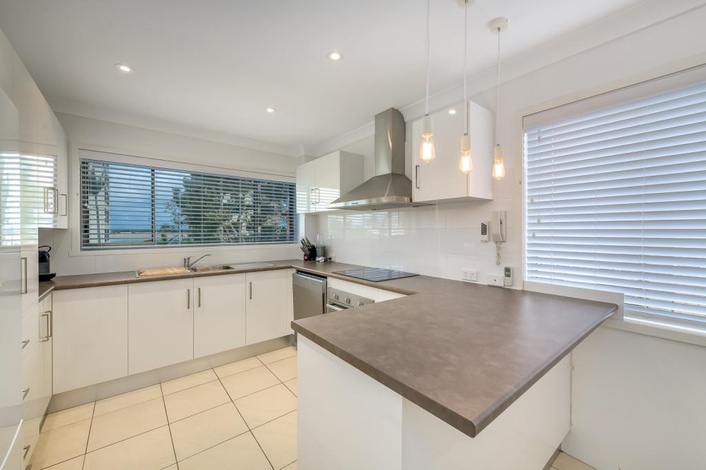 5/27 Labrador St, Labrador, QLD 4215