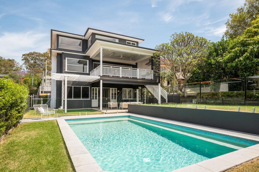 19 Farrell St, Ashgrove, QLD 4060