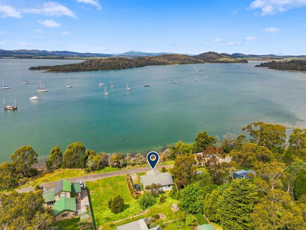 1a Kemps Pde, Beauty Point, TAS 7270