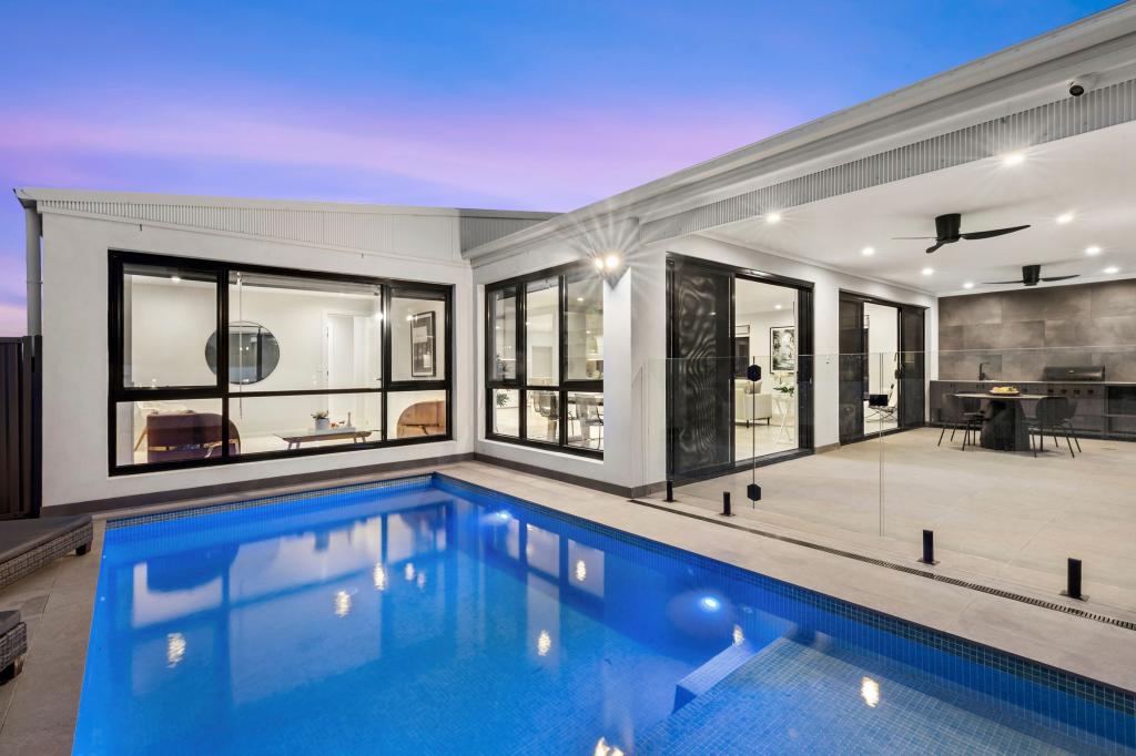 115 Monash Rd, Menai, NSW 2234
