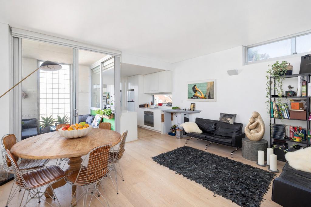 17/85 Bourke St, Woolloomooloo, NSW 2011