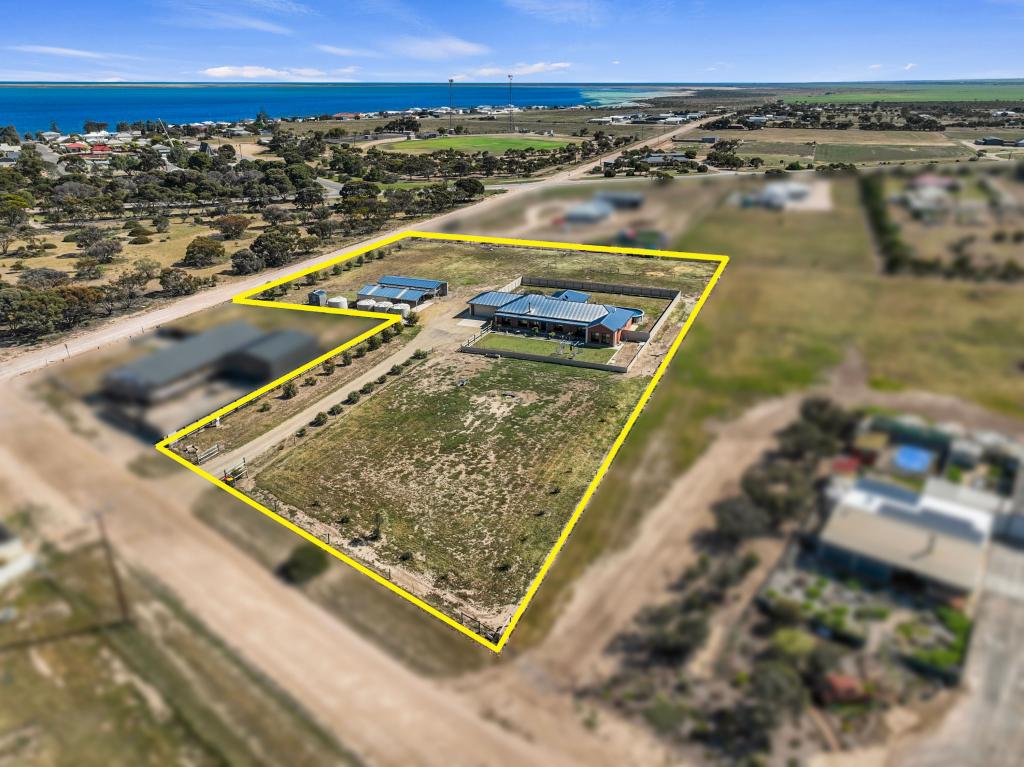 29 URANIA RD, PORT VICTORIA, SA 5573