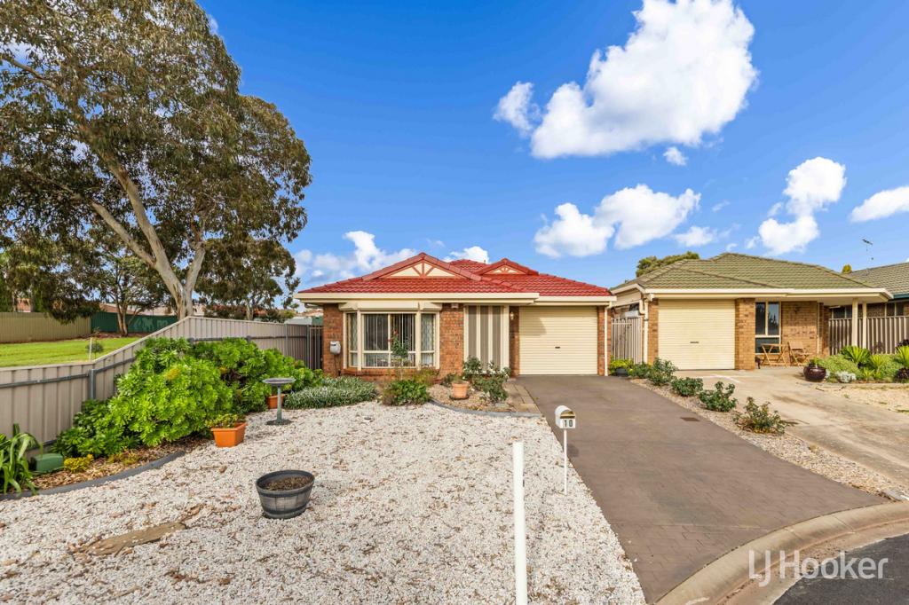 10 Cedar Ct, Craigmore, SA 5114