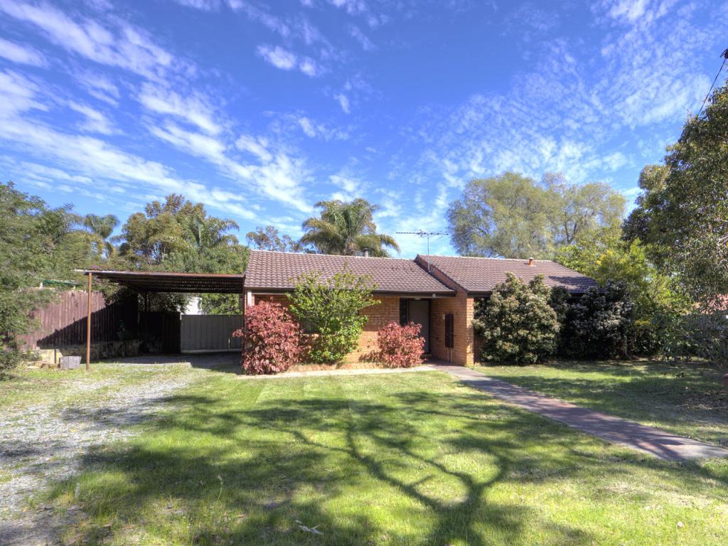 20 Palm Tce, Forrestfield, WA 6058