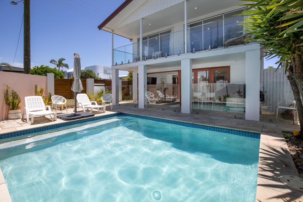 41 Dawn Pde, Miami, QLD 4220