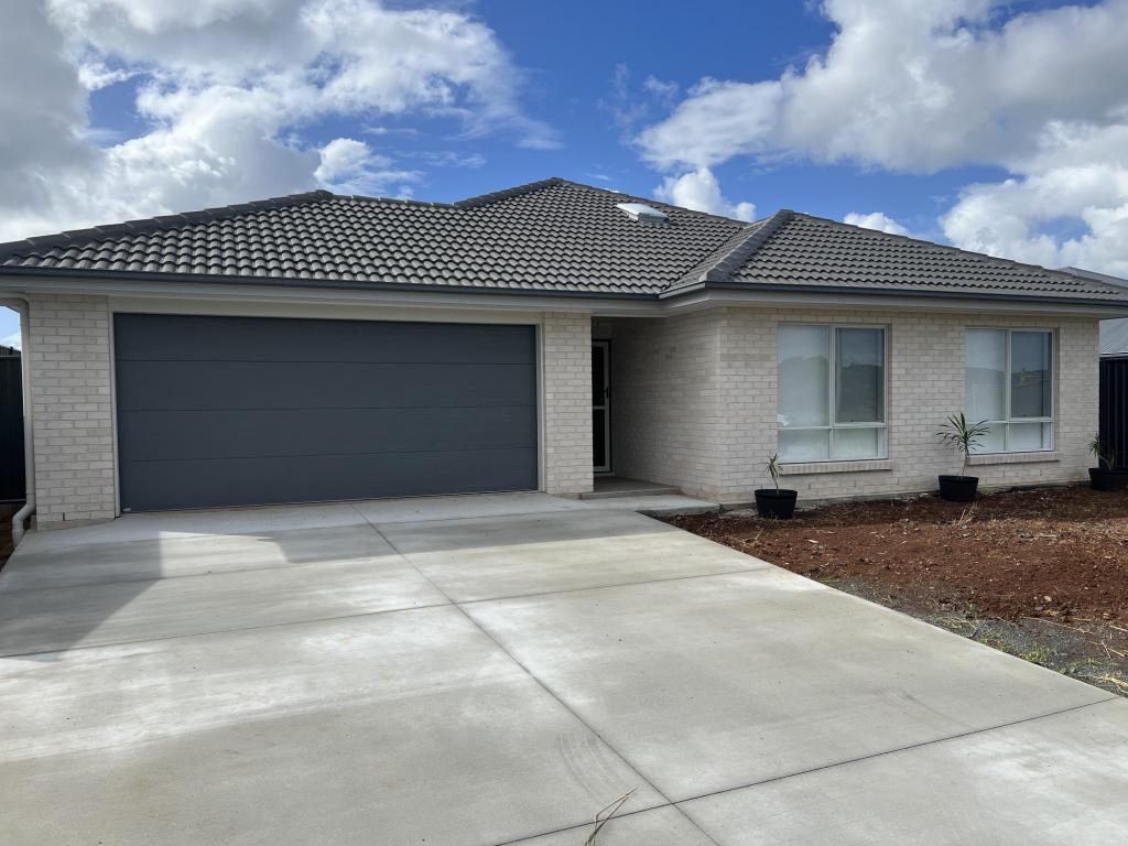 14 Mcevoy St, Cumbalum, NSW 2478