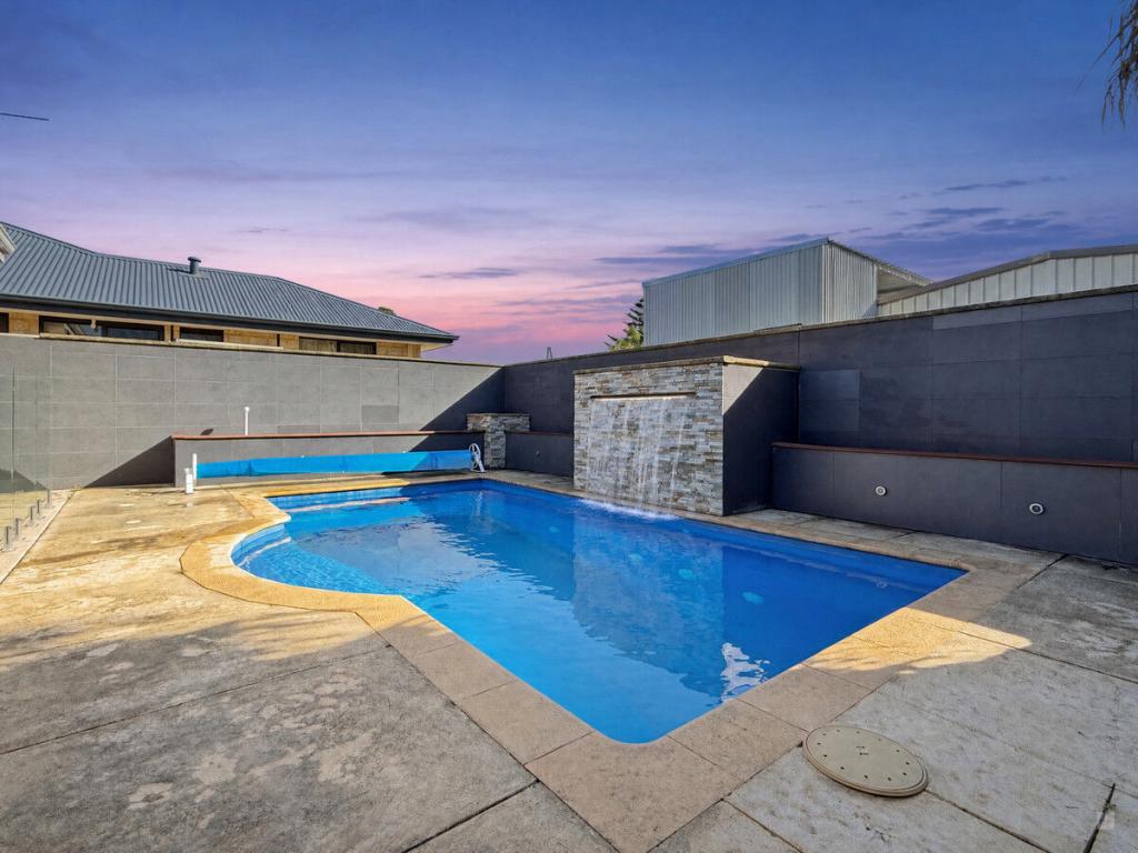 10A THIRD AVE, MANDURAH, WA 6210