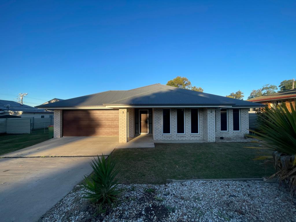 6a Steele St, Pittsworth, QLD 4356