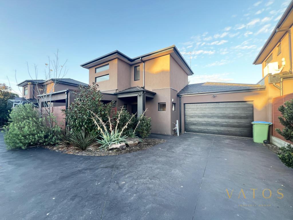 2/4 Scott Gr, Somerville, VIC 3912