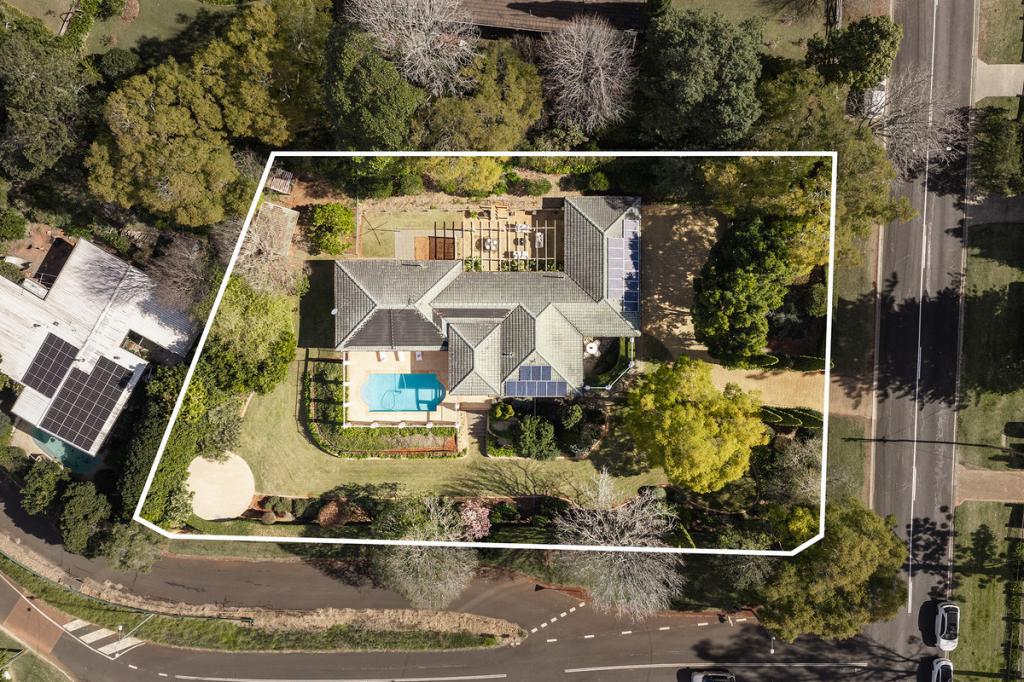 40 Prince Henry Dr, Prince Henry Heights, QLD 4350