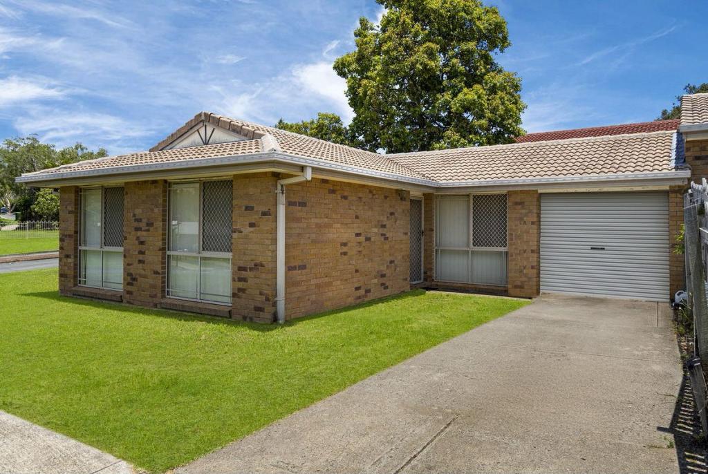 1/2 Iroquois Ct, Brassall, QLD 4305