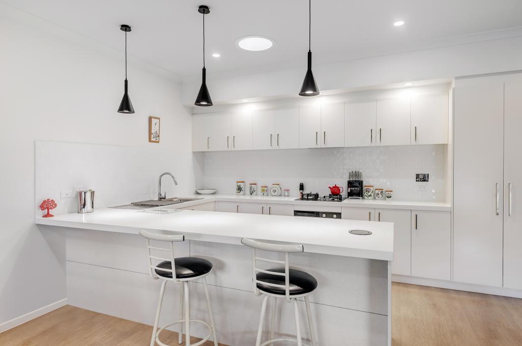 24 Florentino Cl, Wallan, VIC 3756