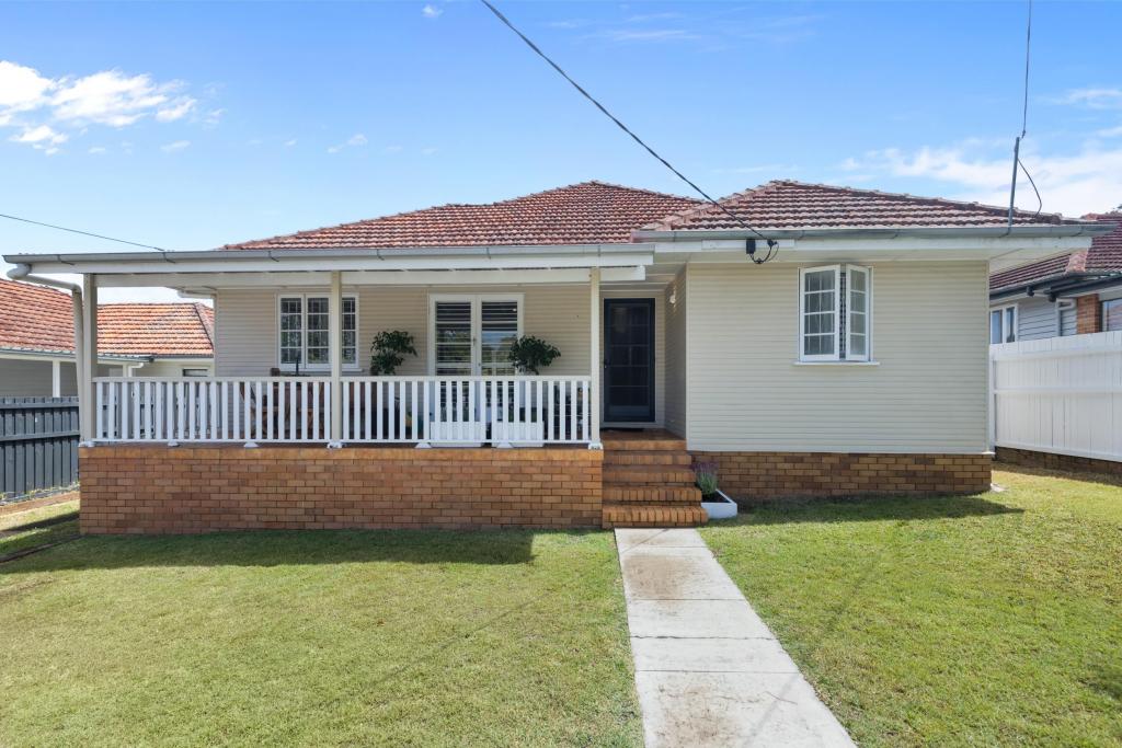 16 Noeline St, Ashgrove, QLD 4060