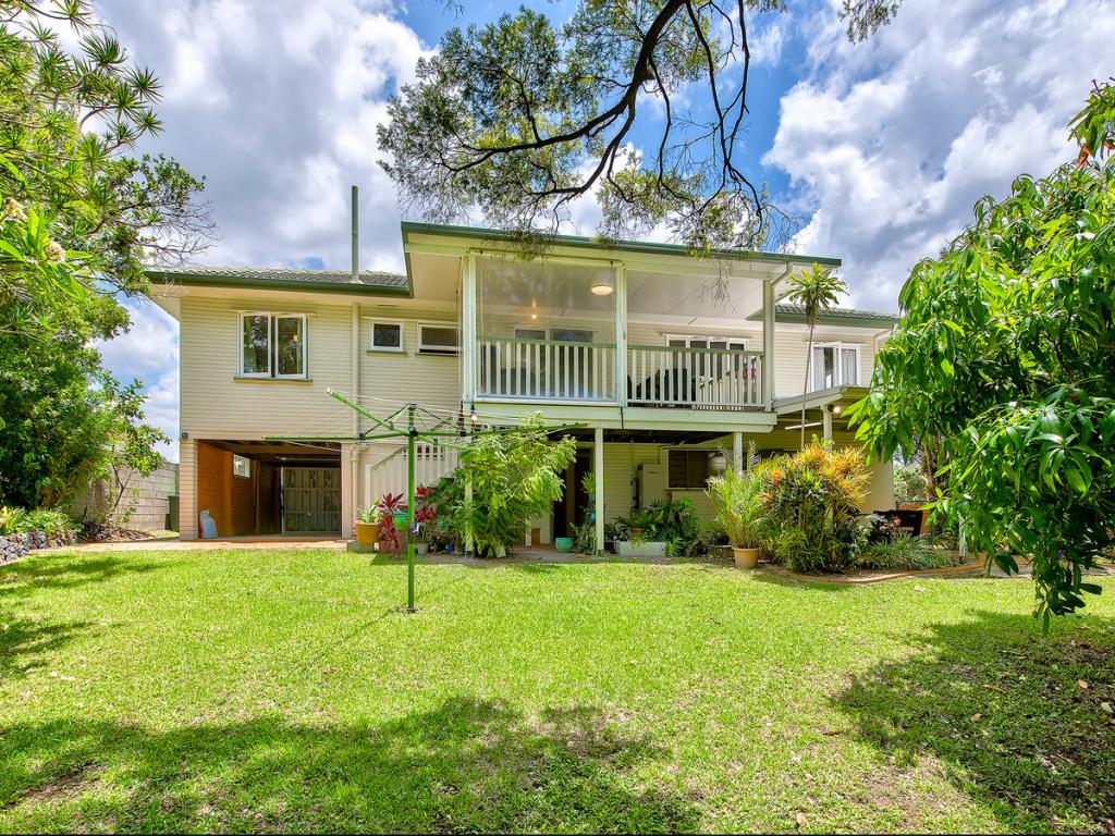 59 Chuter St, Stafford Heights, QLD 4053