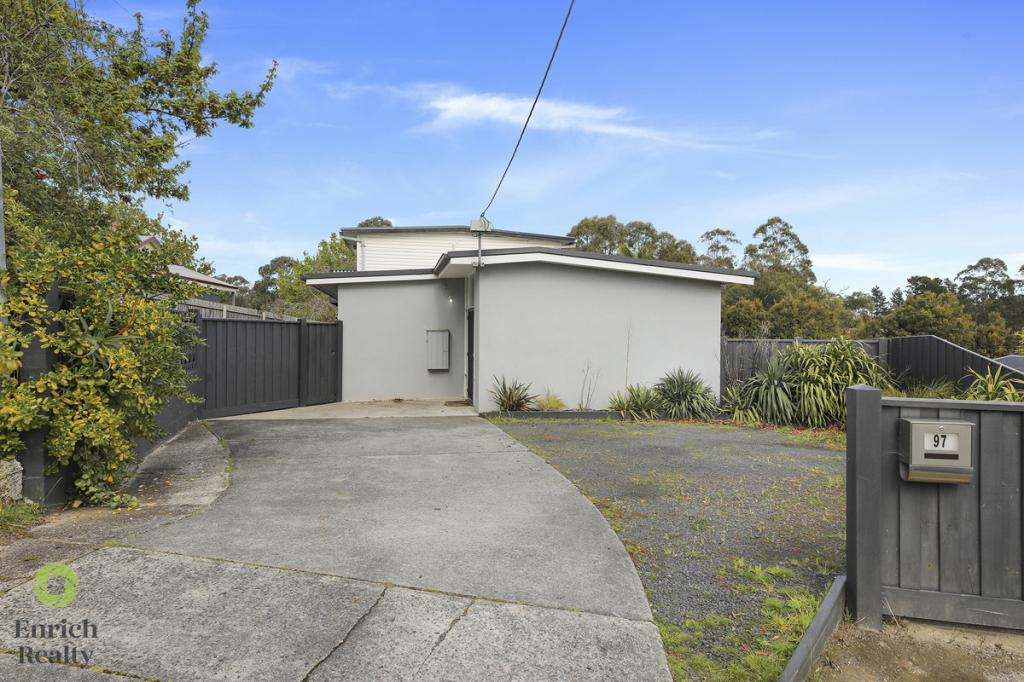 97 Shanahan Pde, Newborough, VIC 3825