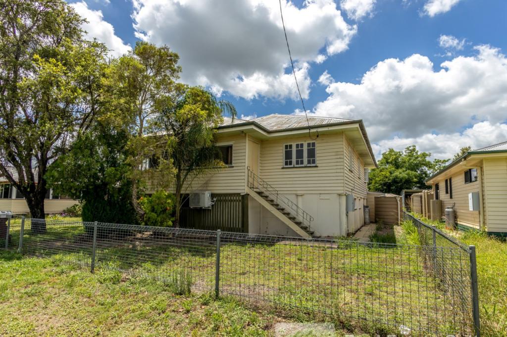 10 Palm Ave, Forest Hill, QLD 4342