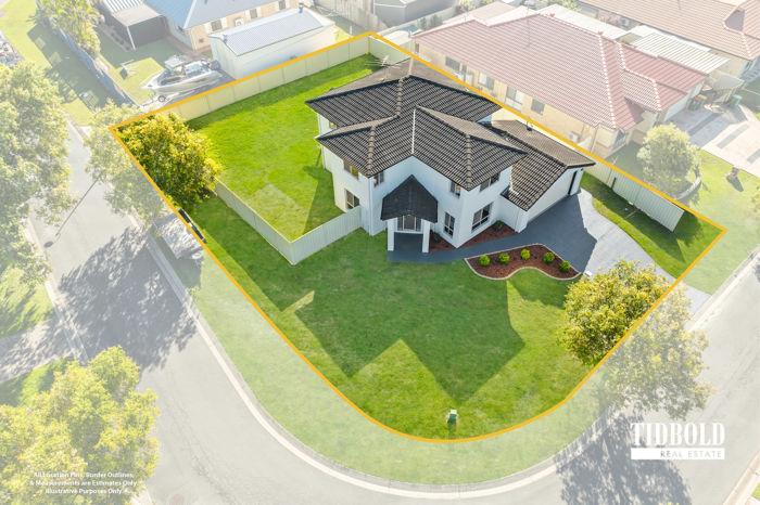 17 Gladebourne Cres, Victoria Point, QLD 4165