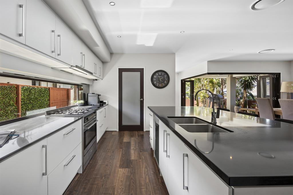 221 Ridley Rd, Bridgeman Downs, QLD 4035