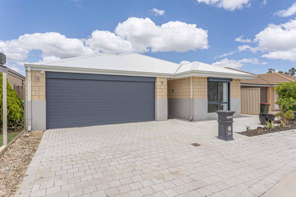 35 Marloo St, Wattle Grove, WA 6107