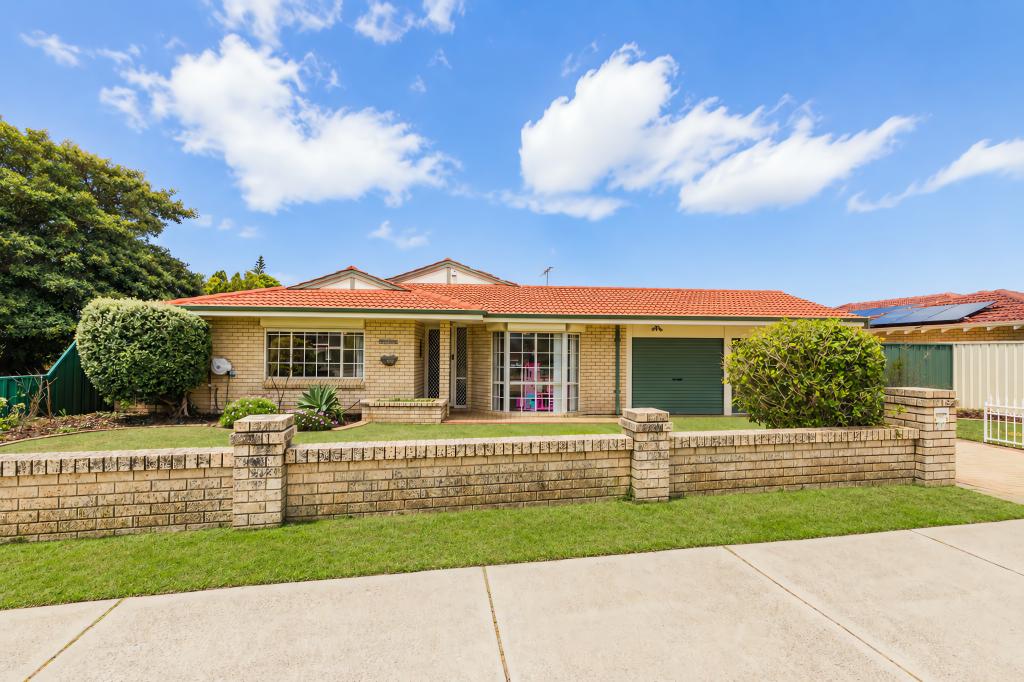 62 Charthouse Rd, Waikiki, WA 6169