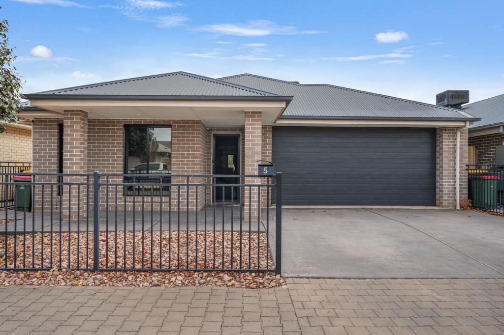 5 The Green Way, Munno Para, SA 5115