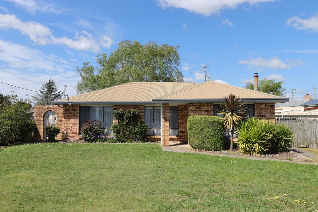 77 Pakenham St, Longford, TAS 7301
