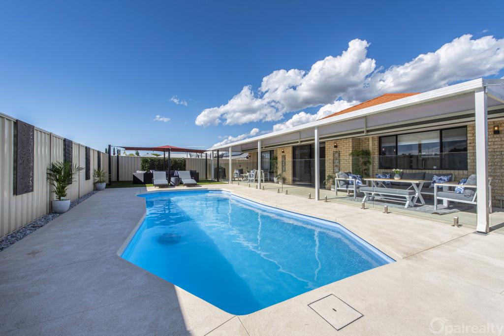 8 Harney Rd, Secret Harbour, WA 6173