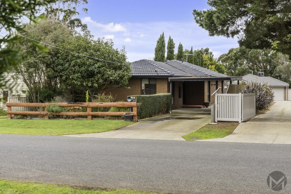 2b William St, Romsey, VIC 3434