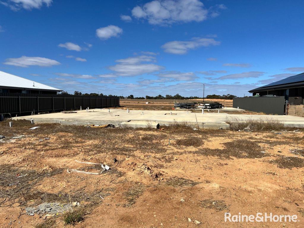 13 Columbia Dr, Murray Bridge, SA 5253