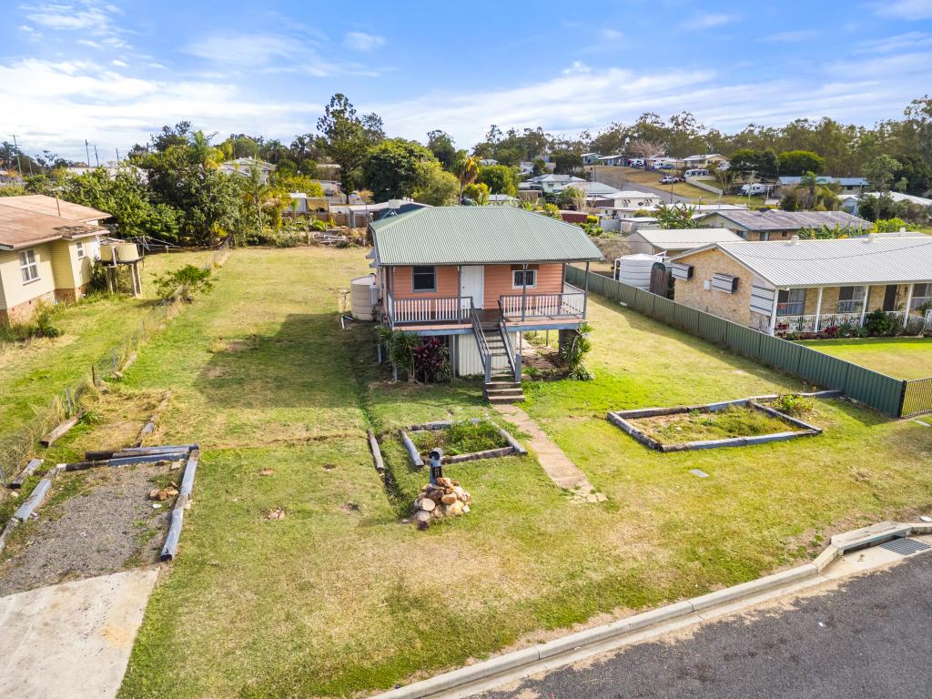 11 Dear St, Gin Gin, QLD 4671