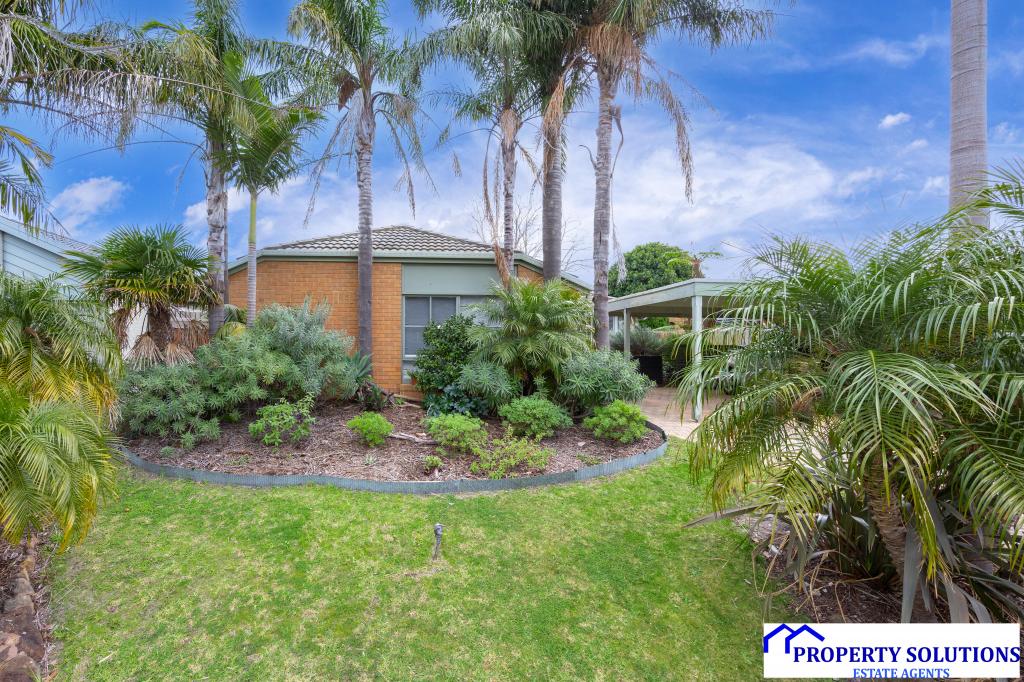 10 BOKISSA DR, FRANKSTON, VIC 3199