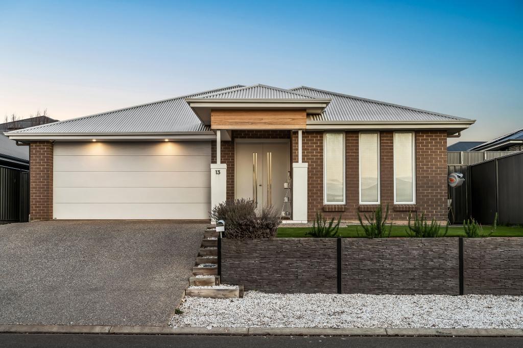 13 Ogilvy Rd, Gawler East, SA 5118