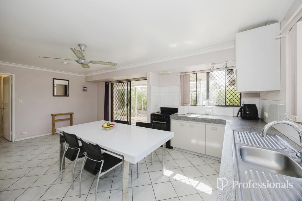 2 Towerhill Rd, Alexander Heights, WA 6064
